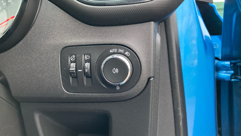 Vauxhall Crossland X 1.2T [110] Griffin 5dr [6 Spd] [Start Stop] Petrol Hatchback